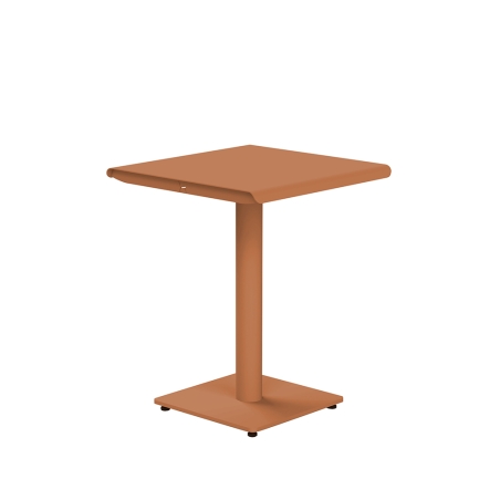 Table 2 personnes 60x60 terracotta